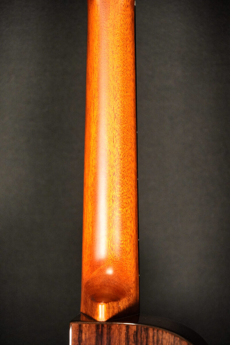 Anuenue UT214 CEDARBIRD Tenor-Ukulele – Bild 7