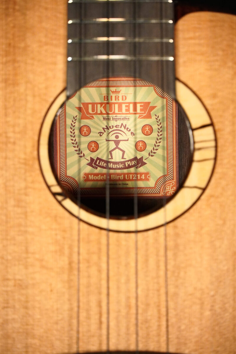 Anuenue UT214 CEDARBIRD Tenor-Ukulele – Bild 12