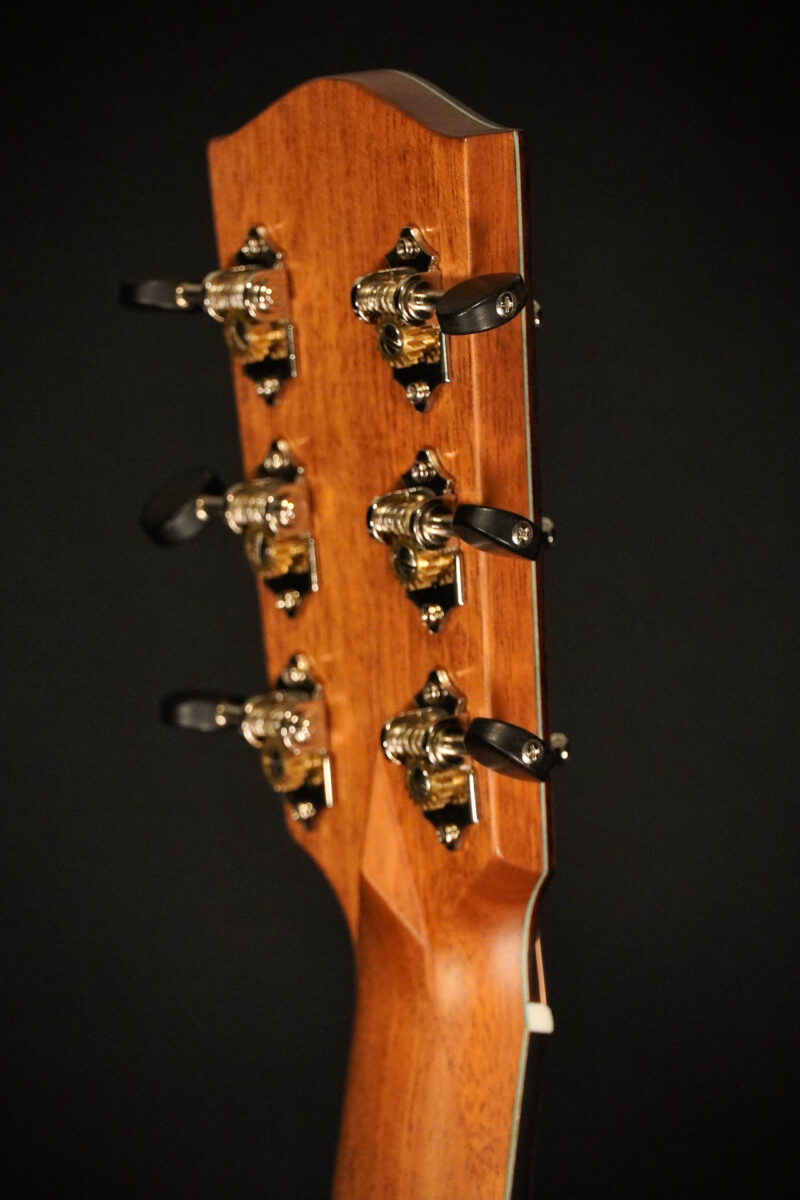 Eastman L-OOSS-KOA-LTD Limited 2025 – Bild 15