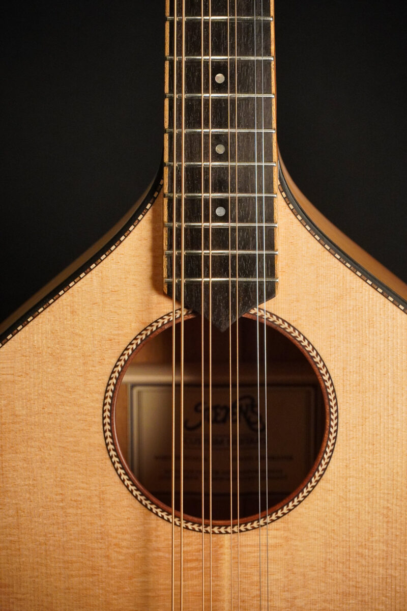 Stevens Irish Bouzouki – Sitka / Mulberry – Bild 5