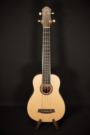 Stevens Bass Ukulele Non-Cut
