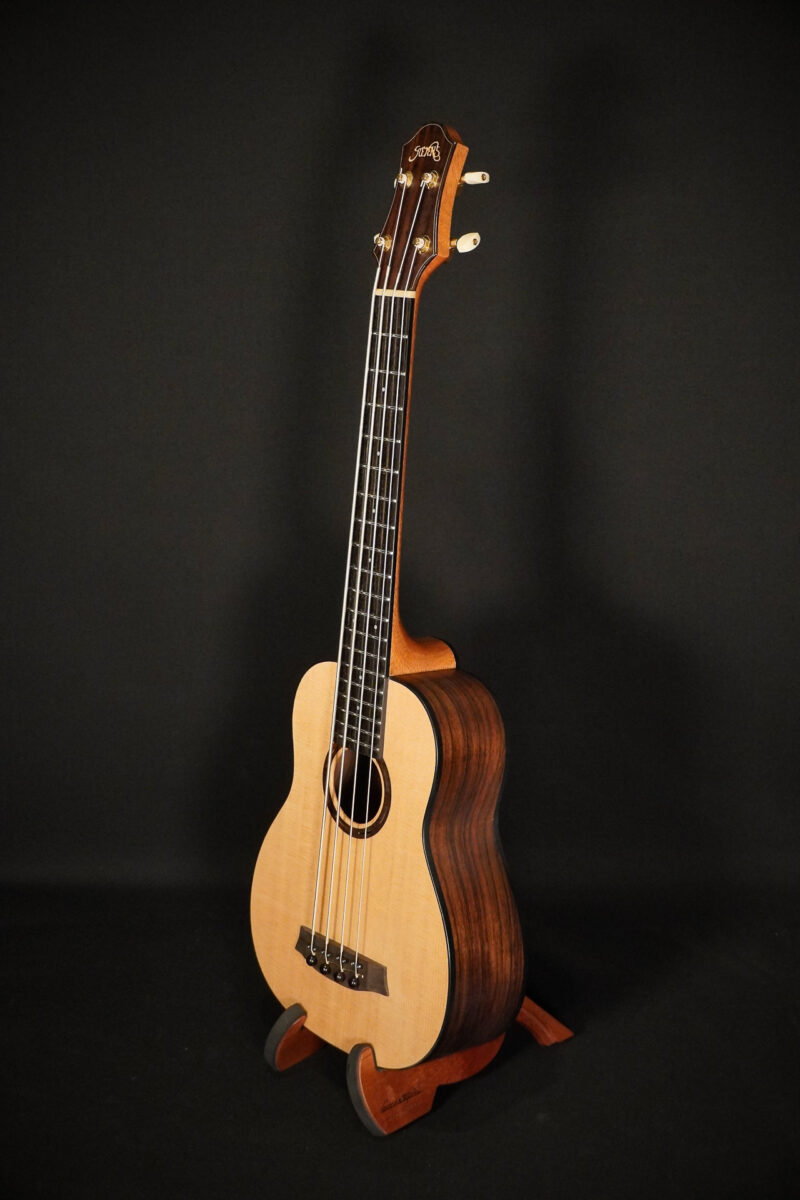 Stevens Bass Ukulele Non-Cut – Bild 16