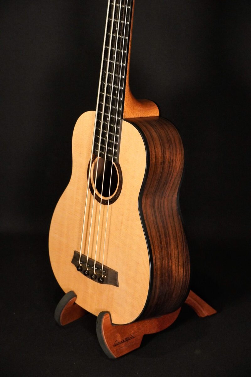 Stevens Bass Ukulele Non-Cut – Bild 17