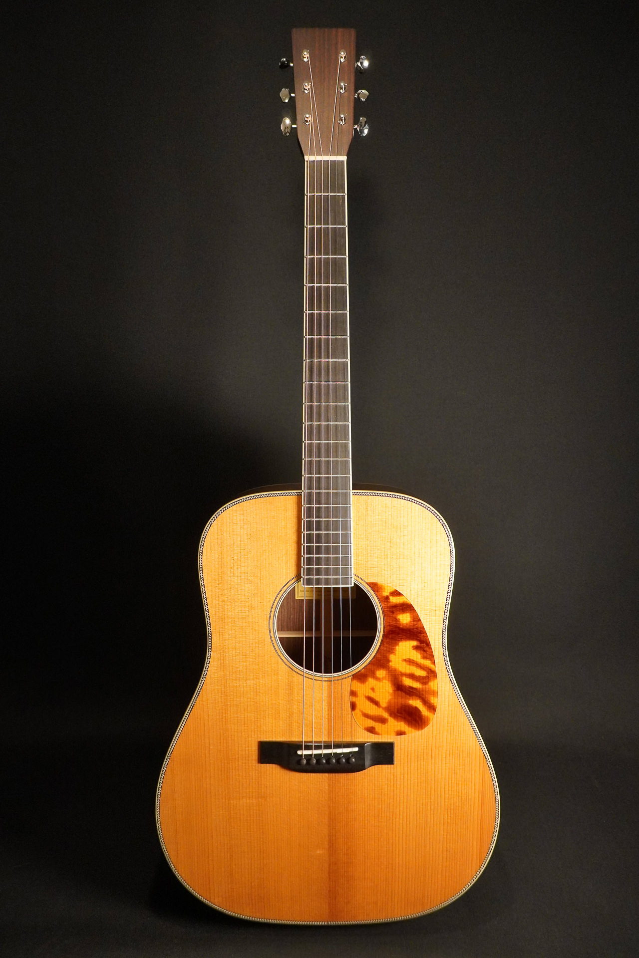 Eastman E20DTC-LSH Thermo Cure Large Soundhole