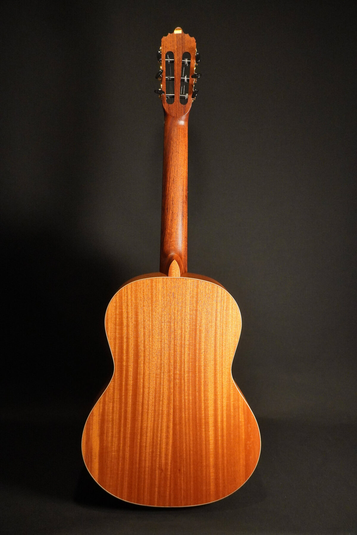 Alternative view of La Mancha Rubi CM Armrest Edition