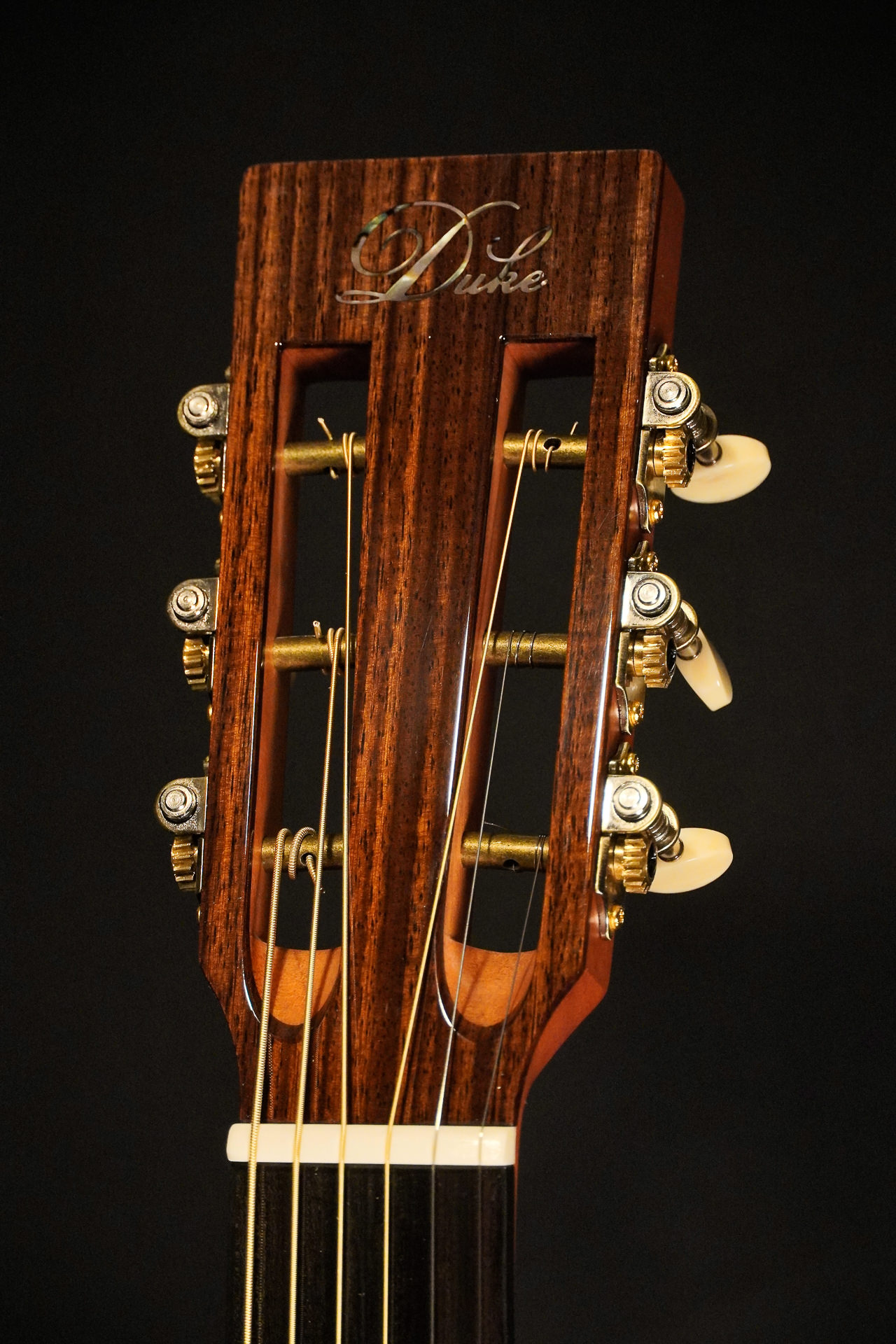 Duke OM MC CUT Misi Trio Air - Image 5