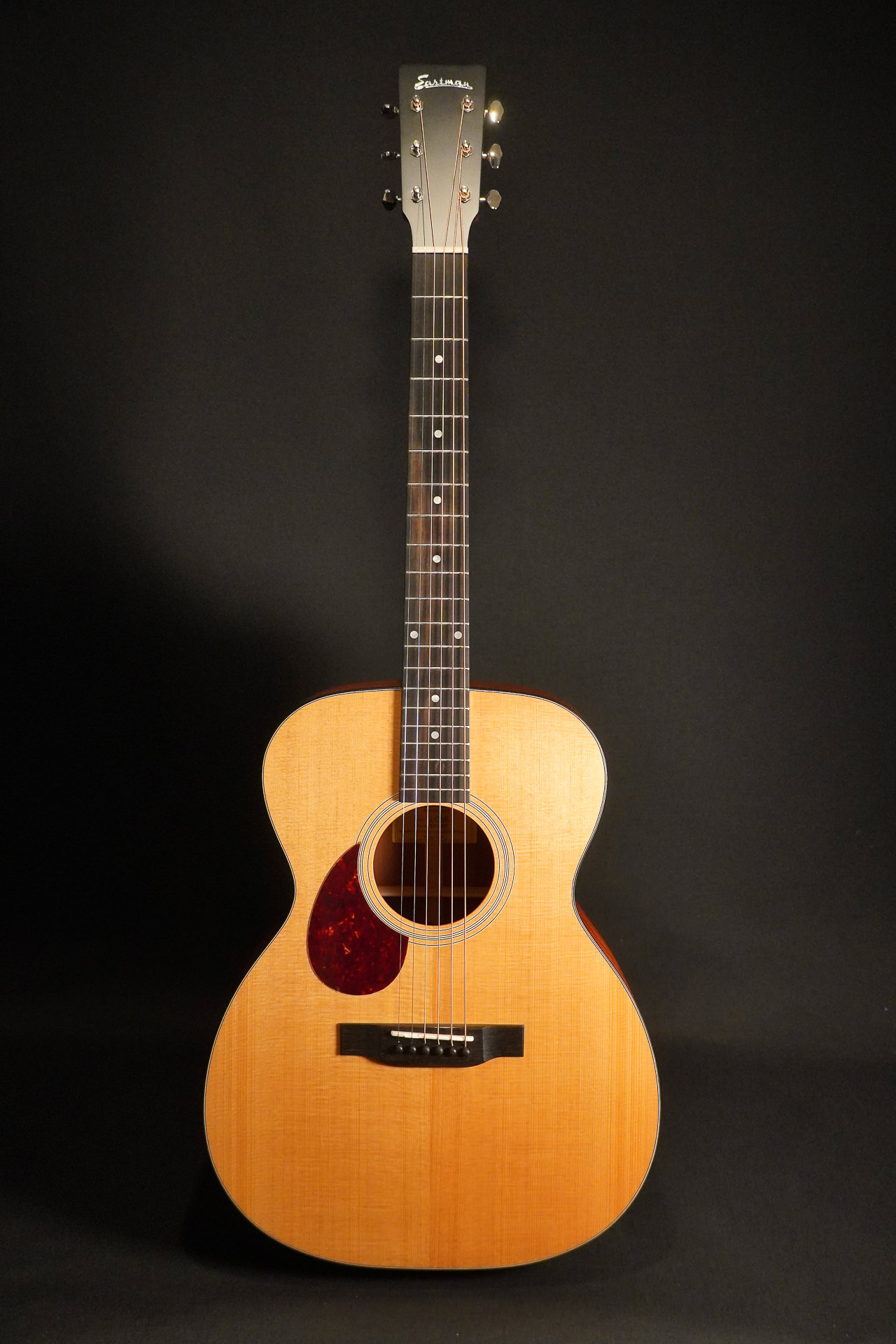 Eastman E1OML left-handed guitar