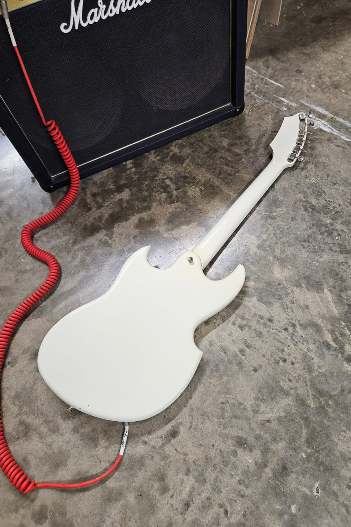 Alternative view of Hammet Guitar Co. H620 Nazaré