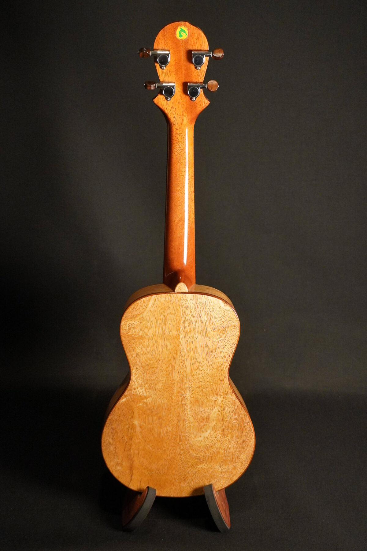 Alternative view of Big Island Ukulele MO CTS