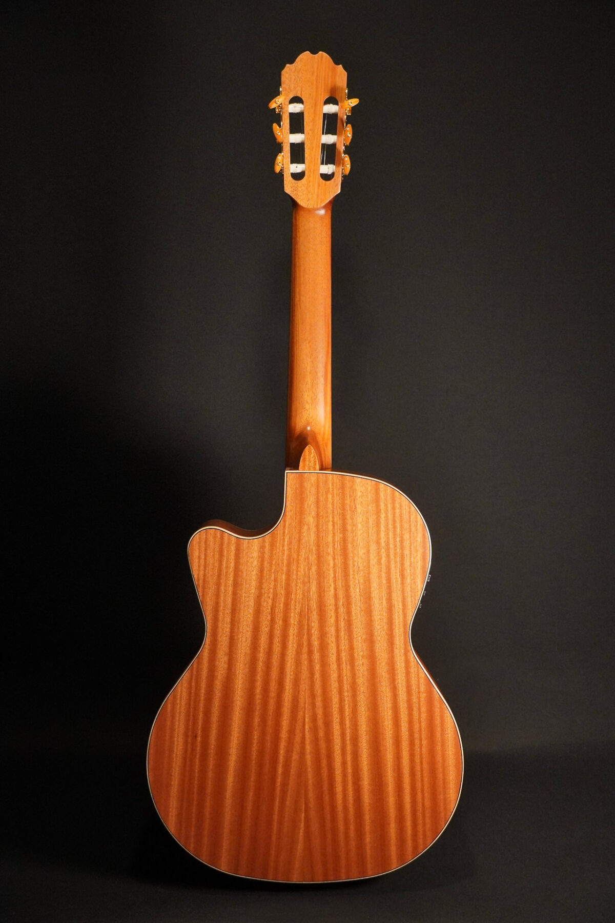 Alternative view of Kremona Sofia S63CW