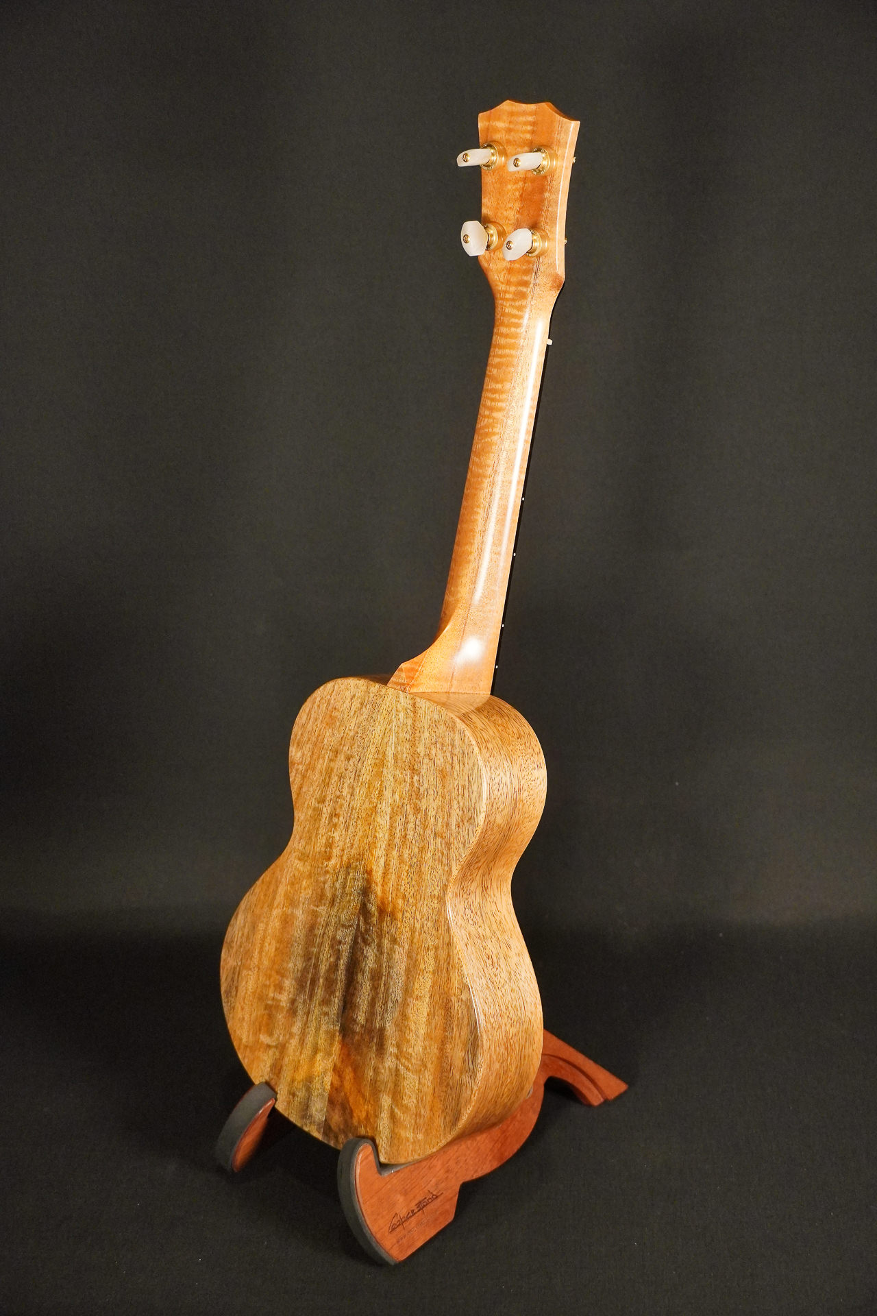 Rebel Double Creme Concert Satin - Image 8