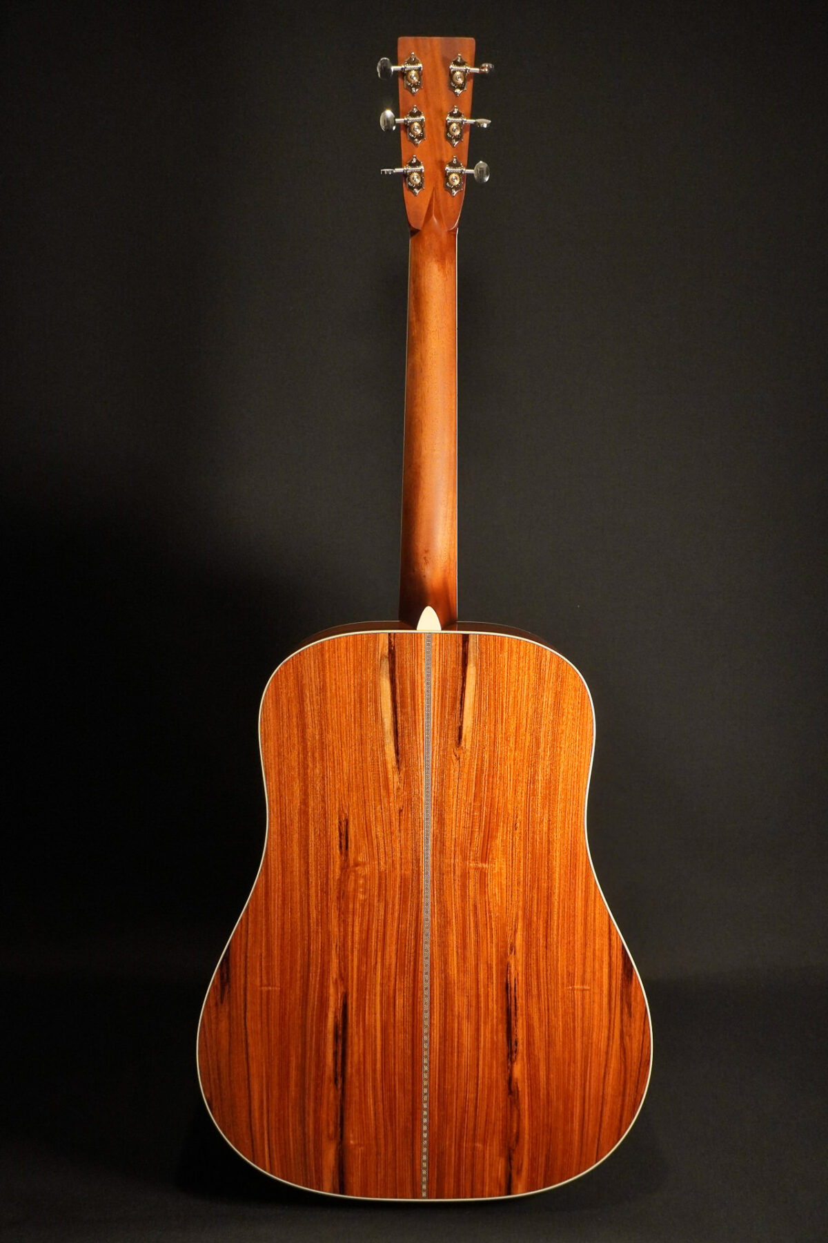 Alternative view of Rozawood Custom D-28 TR-S "Tony Rice" Santos Rosewood