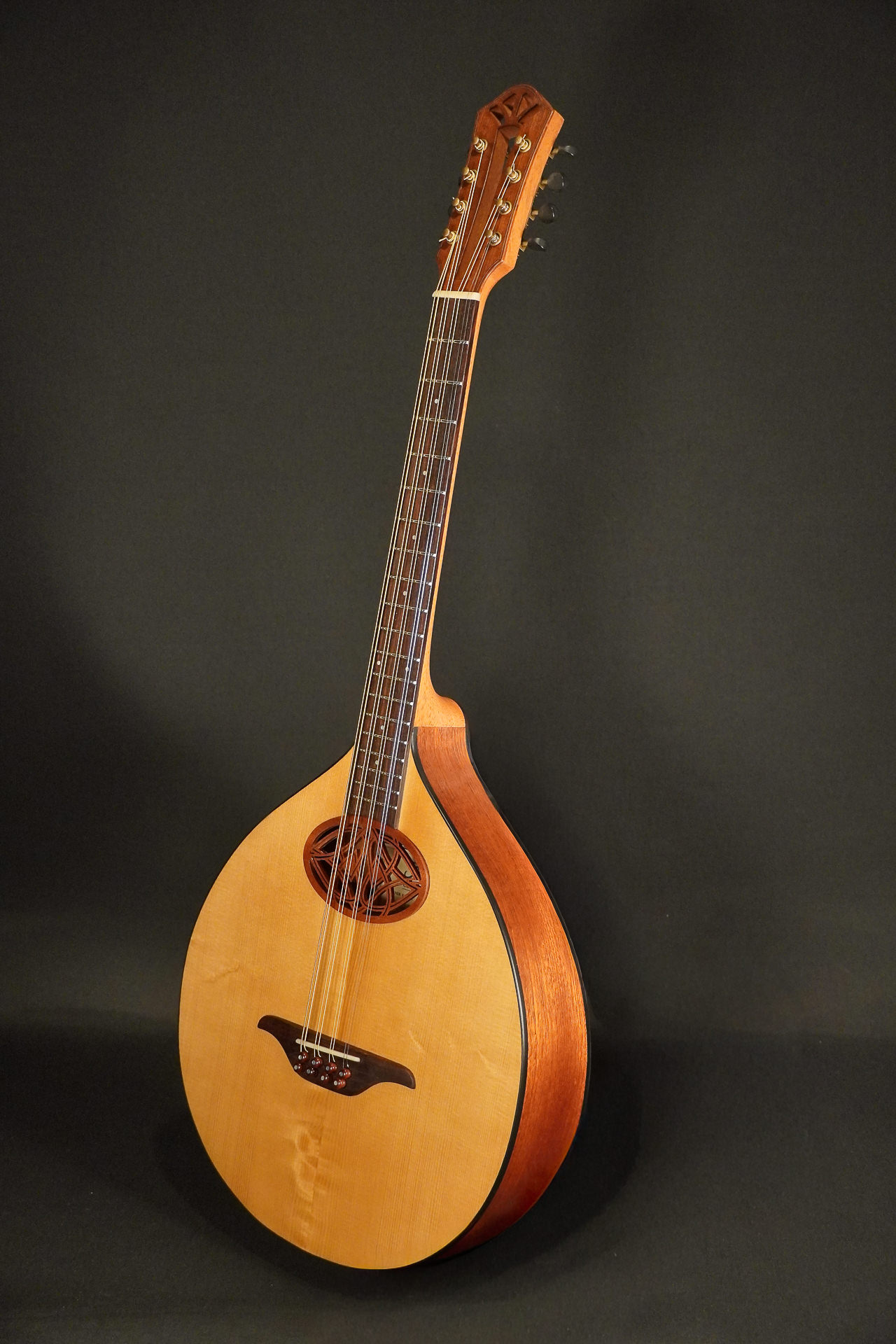 Stevens Mandola "Medieval" Mahagoni 2025 – Bild 12