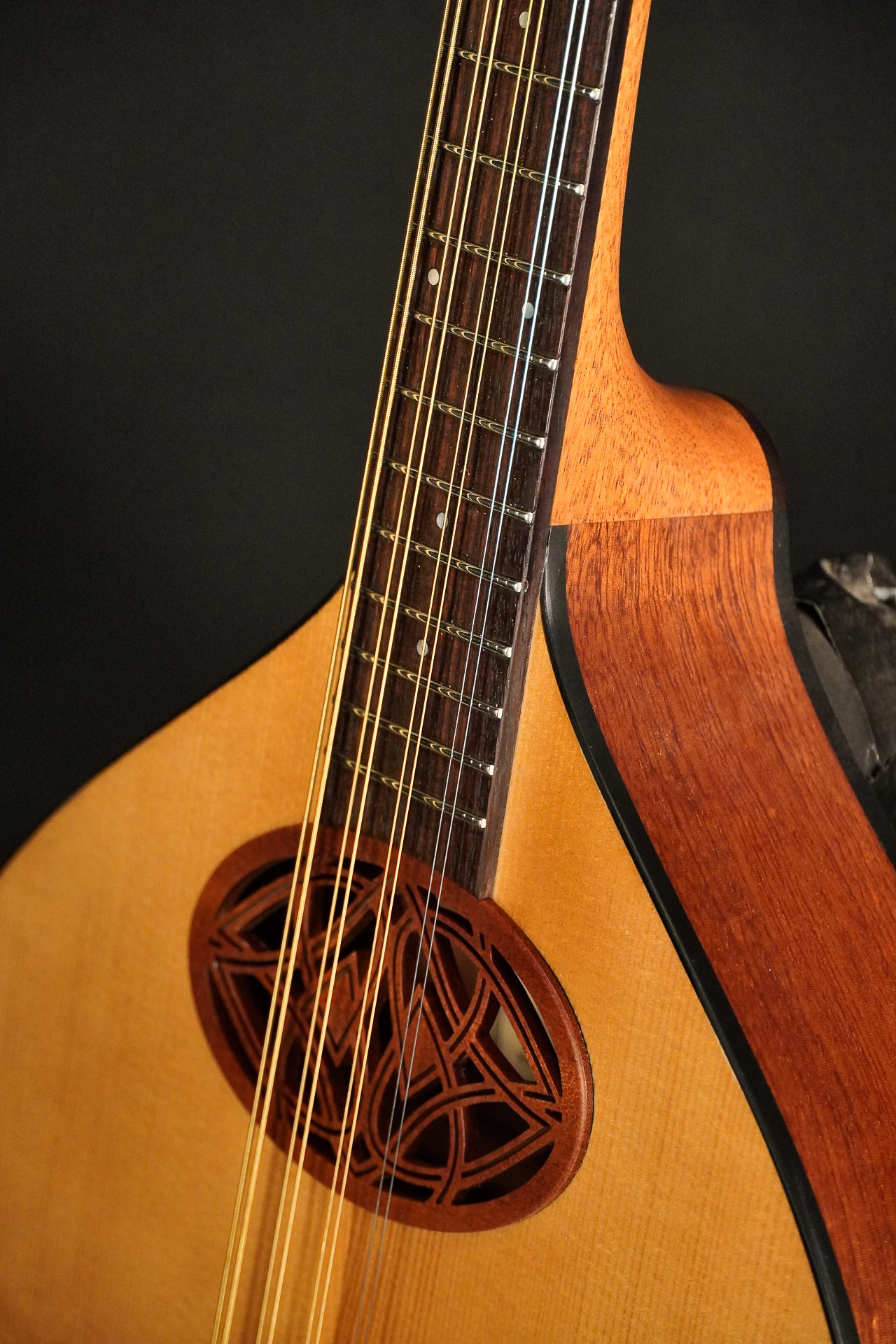 Stevens Mandola "Medieval" Mahagoni 2025 – Bild 13