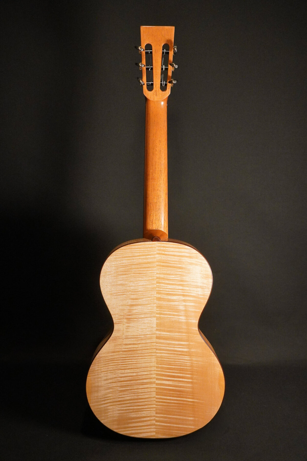 Alternative view of Wolfgang Jellinghaus Milestone Romantica 1A