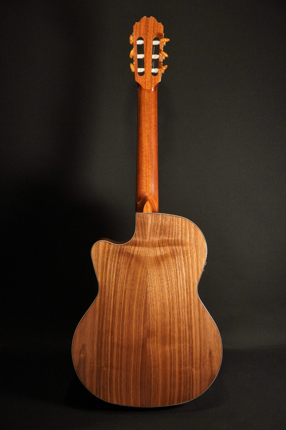 Alternative view of Kremona Rondo R65CW