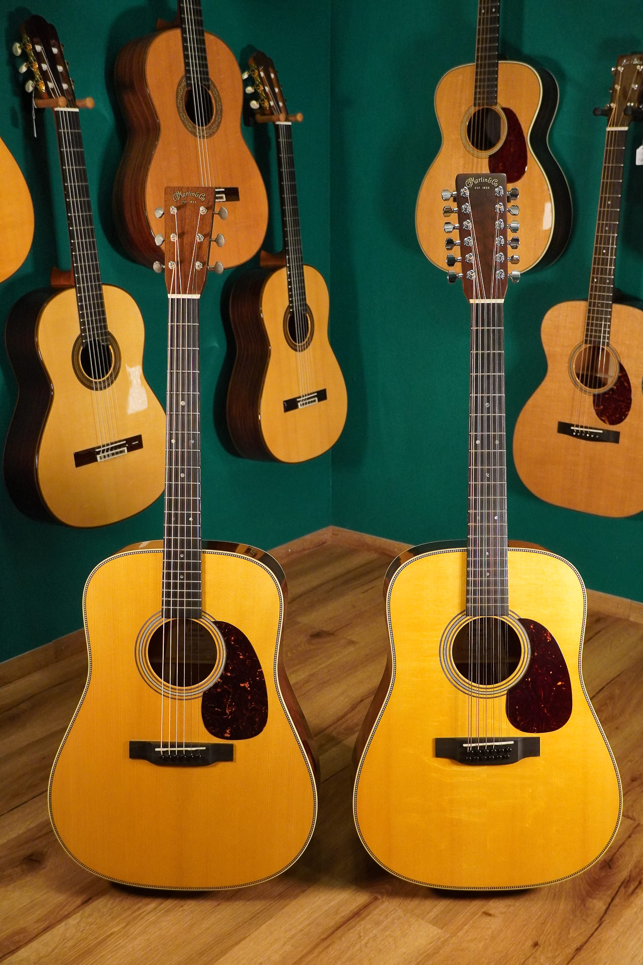 Martin D-35 David Gilmour & Martin D-35 David Gilmour 12-String Custom Signature Editions - MINT CONDITION