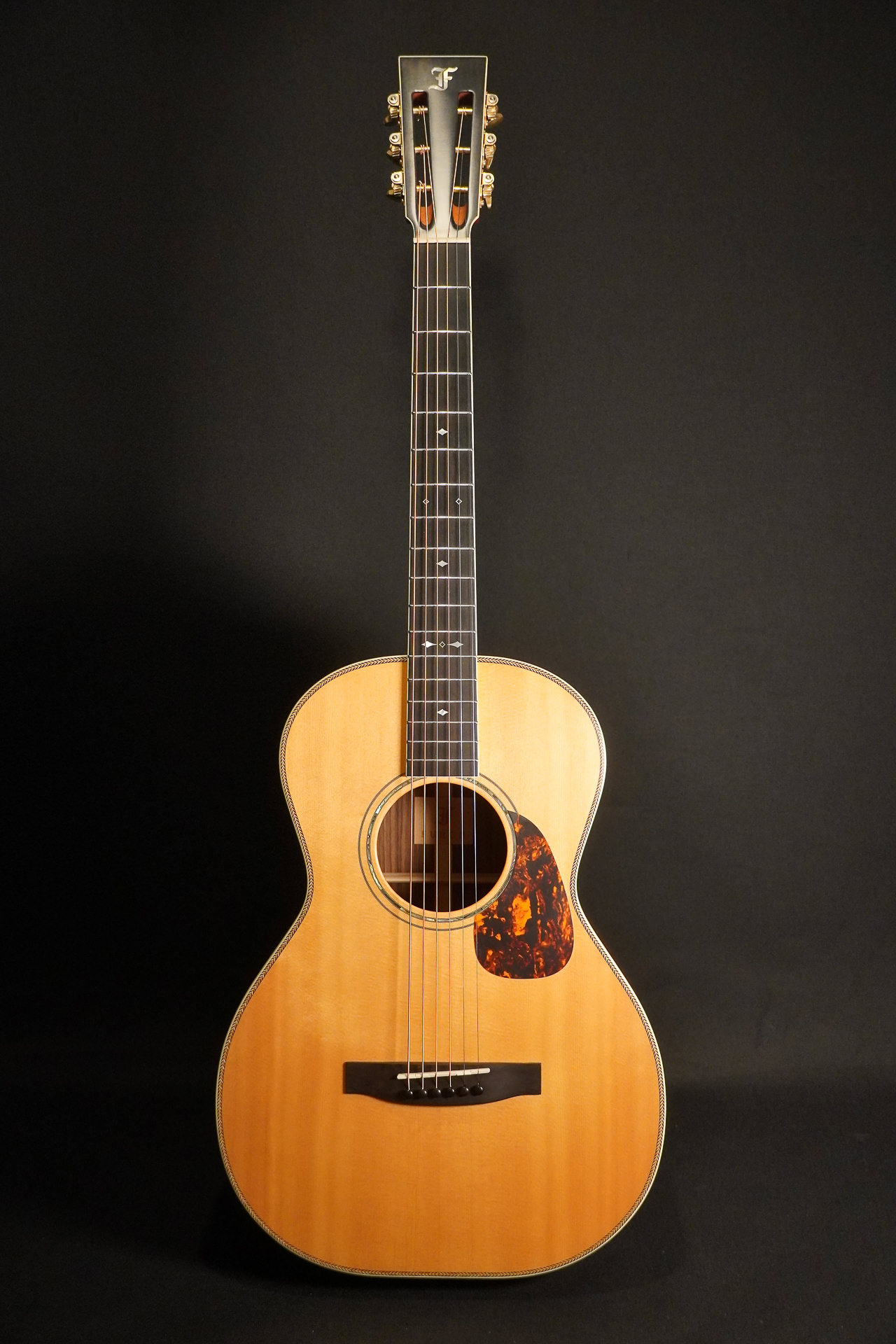 Furch Vintage 2 OOM-SR Slotted Headstock MINT CONDITION