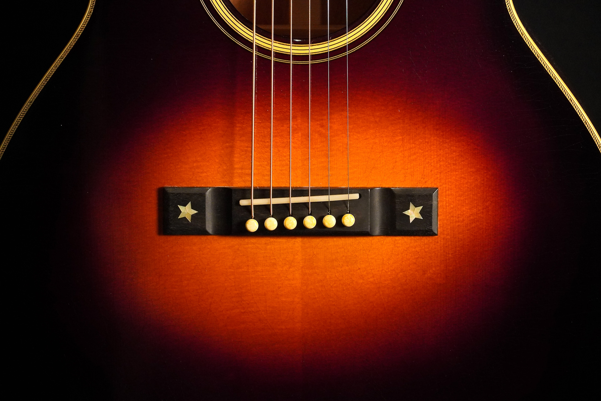 Larson - New Era Masterbuilt Grand OM Amber Top – Bild 5