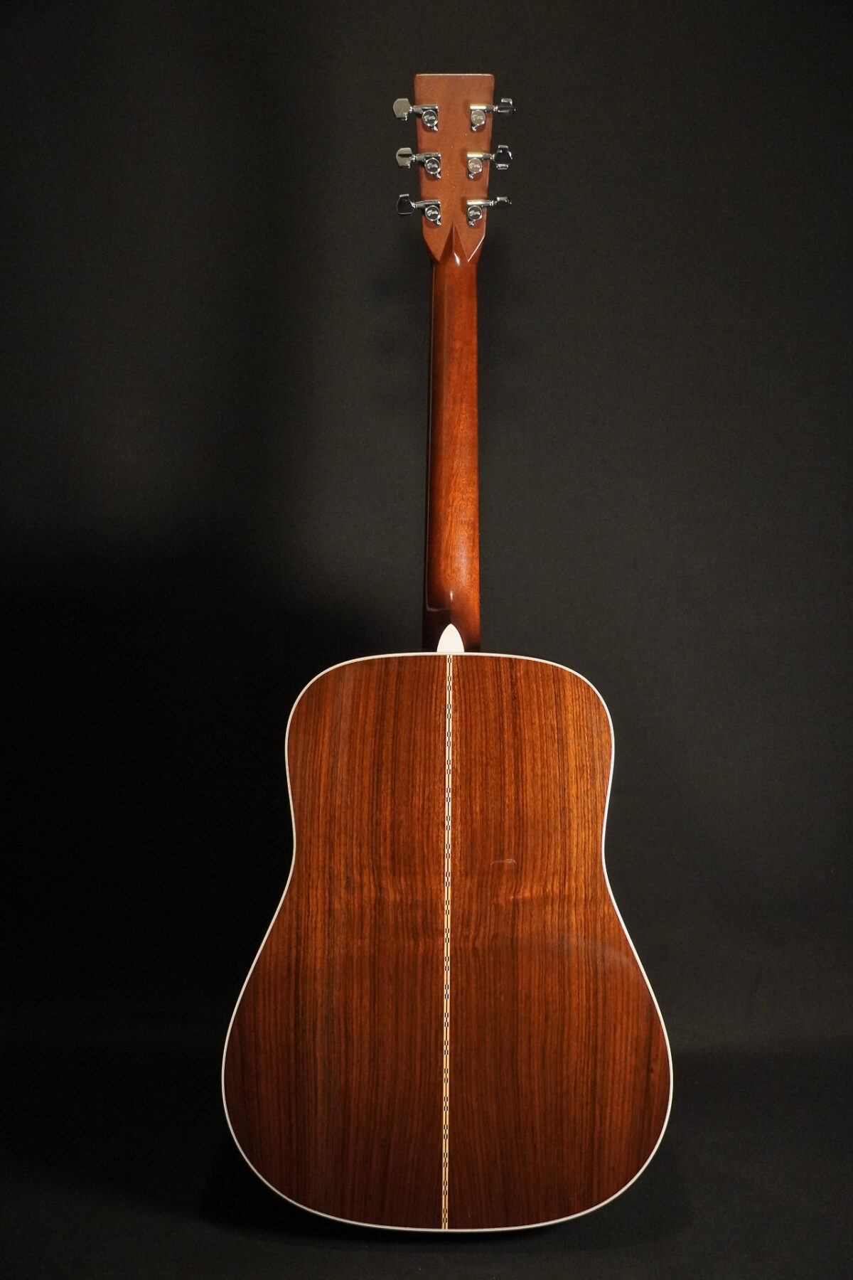 Alternative view of Martin D-28 CUSTOM ltd. 2007 20th Anniversary