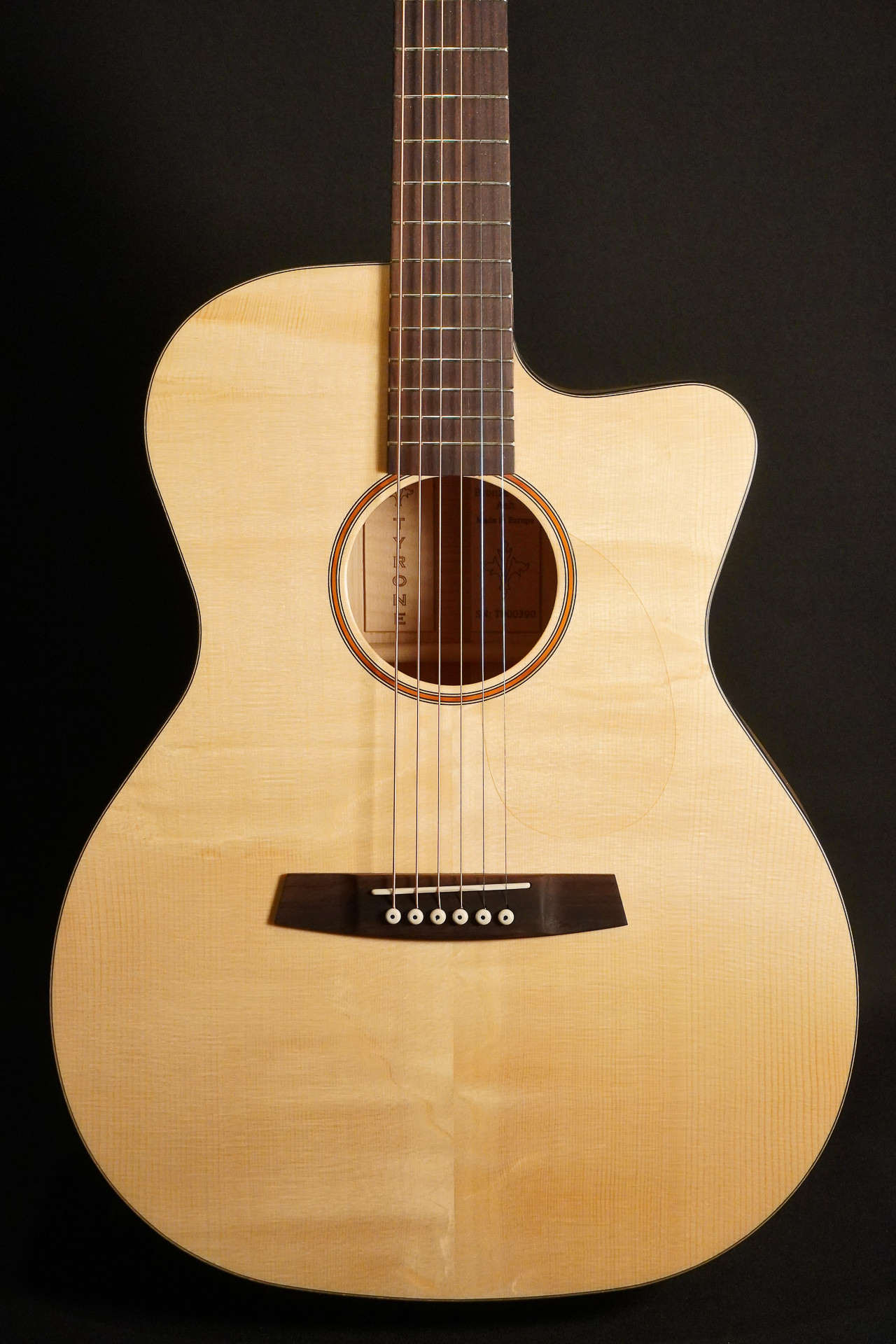 Tyrone Bronce OM Ash Cut – Bild 3