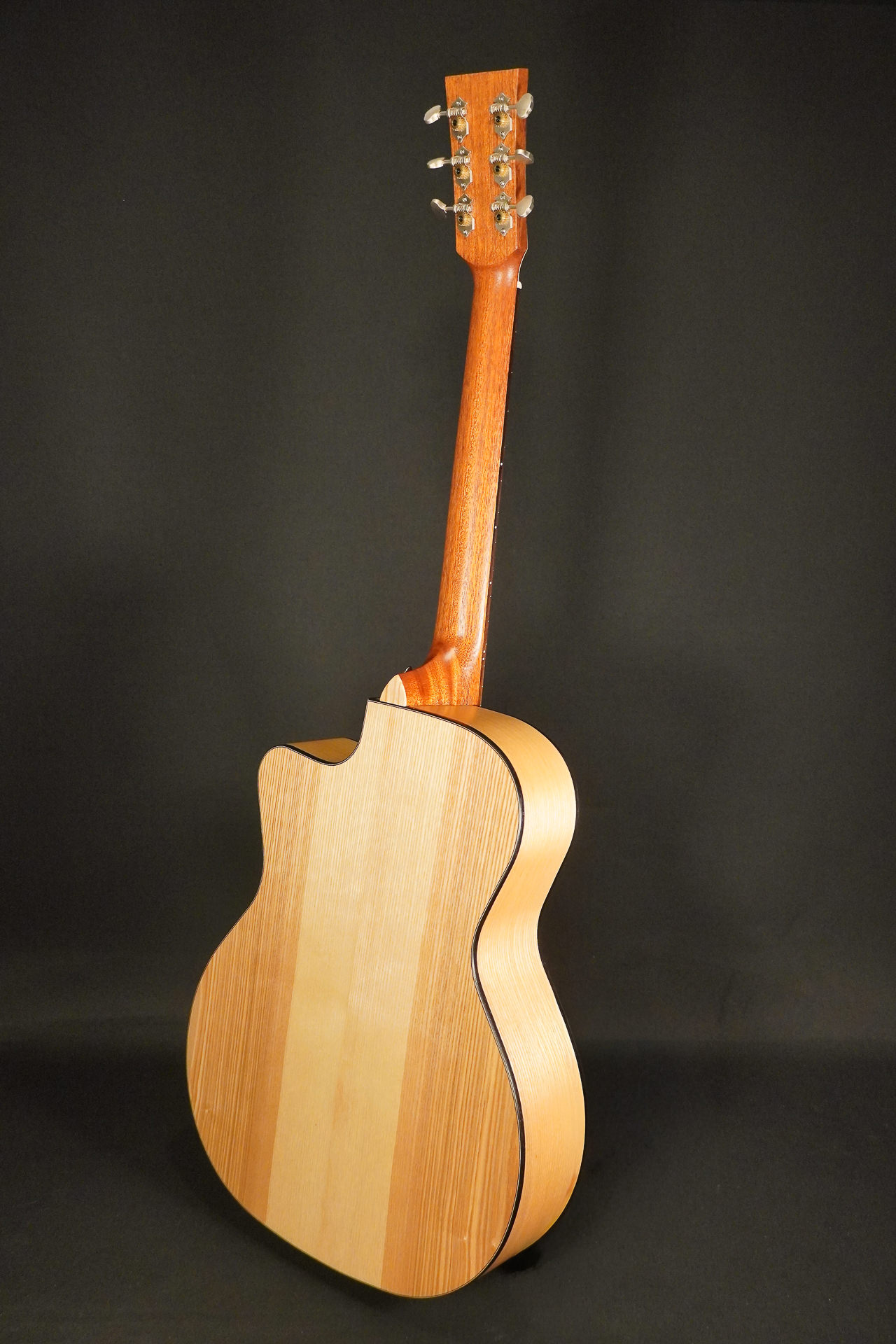 Tyrone Bronce OM Ash Cut – Bild 11