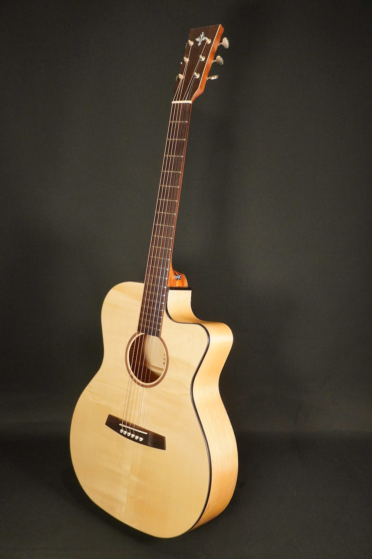 Tyrone Bronce OM Ash Cut – Bild 12