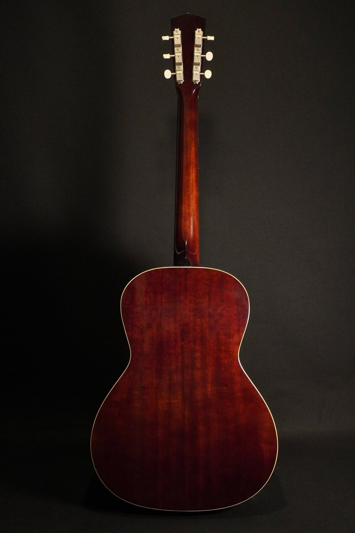 Alternative view of Atkin L36 Argentine Grey